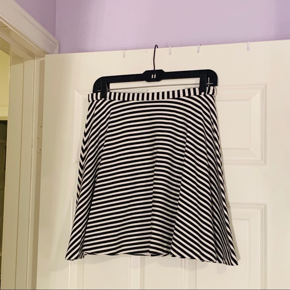 NY&Co Striped Stretchy Skater Skirt